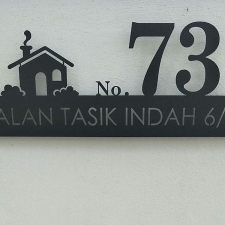 73 Cozyhome-Gated And Guarded,Northern European Interior Keluang Luaran gambar